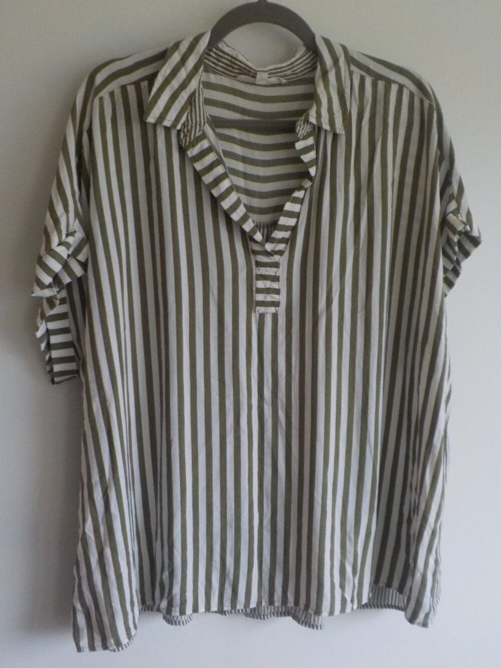 Jane & Delancey Blouse - Size 2X - Green/White Stripe Collar Rayon (2292)
